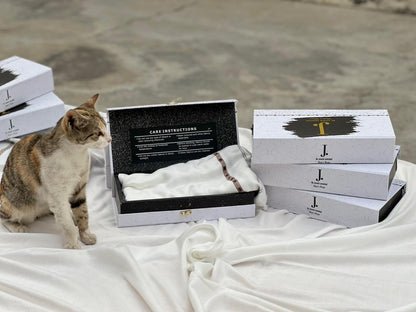 Junaid Jamshed Inspired Premium Wool Gents White Shawl