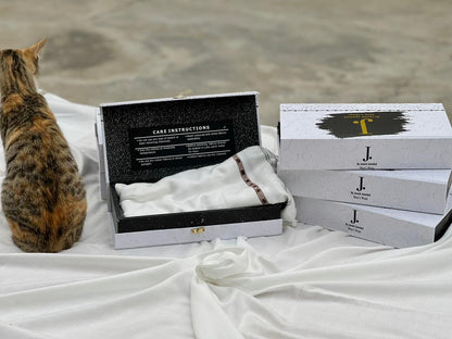 Junaid Jamshed Inspired Premium Wool Gents White Shawl